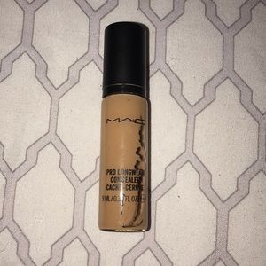 Mac Prolong Wear Concealer